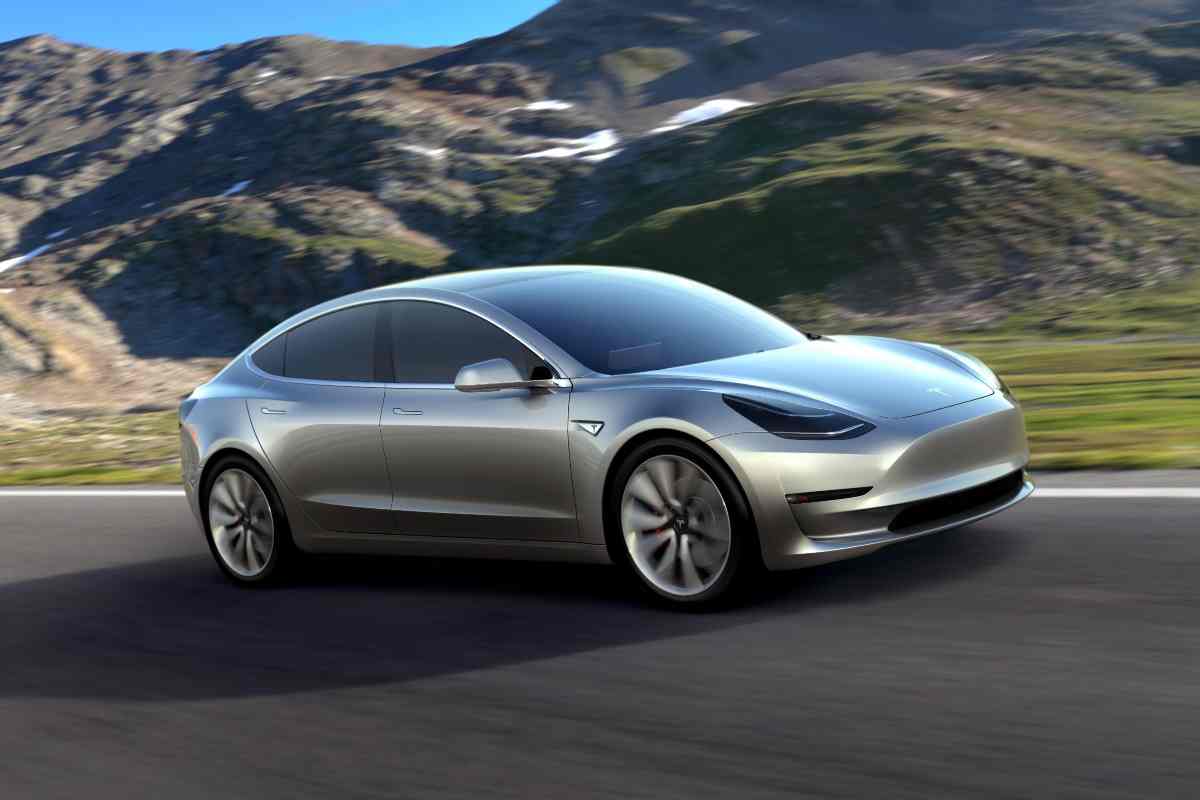 Tesla model 3 restyling