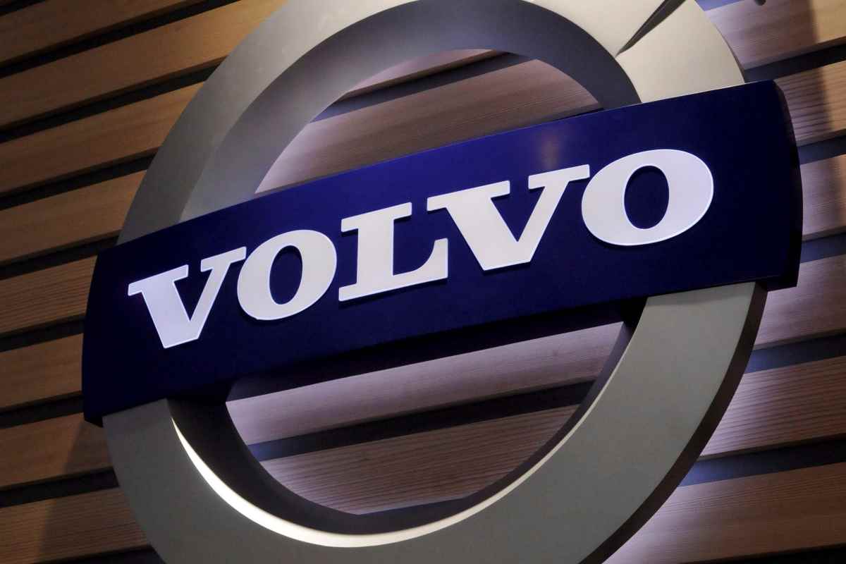 Volvo debutta il nuovo crossover